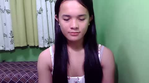 Snapshot of pinaymorena_rhowe chatting on December 12, 2024, 6:25 am pinaymorena_rhowe online show from December 12, 2024, 6:25 am