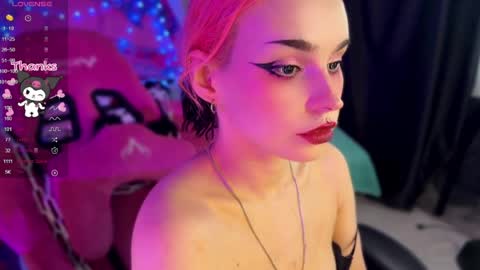 Snapshot of pineapple_dope chatting on June 9, 2026, 2:12 am Nancy online show from June 9, 2026, 2:12 am