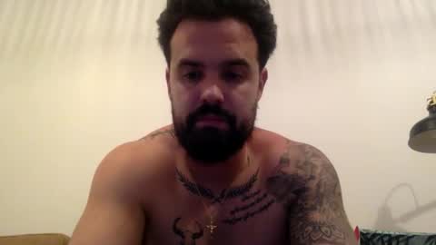 Snapshot of pineappleice4 chatting on October 26, 2025, 3:23 am pineappleice4 online show from October 26, 2025, 3:23 am