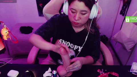 Snapshot of pink_girl0n chatting on January 2, 2025, 7:40 pm Kitty online show from January 2, 2025, 7:40 pm