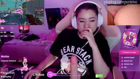 Snapshot of pink_girl0n chatting on February 18, 2025, 7:32 am Kitty online show from February 18, 2025, 7:32 am