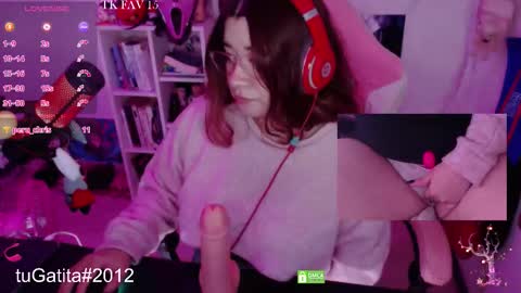 Snapshot of pink_girl0n chatting on November 29, 2025, 7:33 am Kitty online show from November 29, 2025, 7:33 am