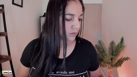 Snapshot of pink_kitten_ chatting on May 3, 2026, 12:55 pm Eli online show from May 3, 2026, 12:55 pm