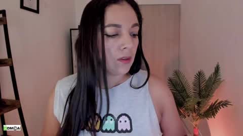 Snapshot of pink_kitten_ chatting on May 16, 2026, 12:26 pm Eli online show from May 16, 2026, 12:26 pm