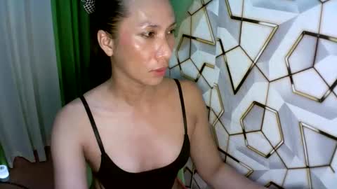 Snapshot of pink_ugbugan chatting on January 13, 2026, 12:38 am pink_ugbugan online show from January 13, 2026, 12:38 am