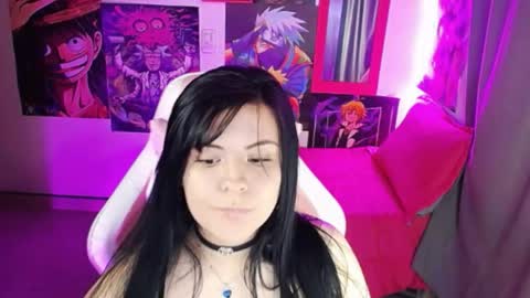 pink_yuii online show from May 9, 2026, 10:48 pm
