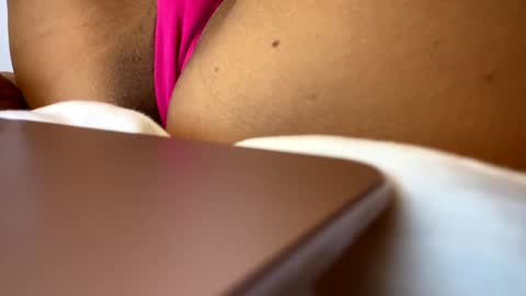 Pink Camerra online show from February 2, 2025, 10:39 pm