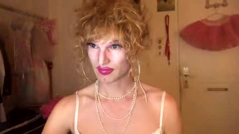 pinkfag online show from December 22, 2024, 7:42 pm