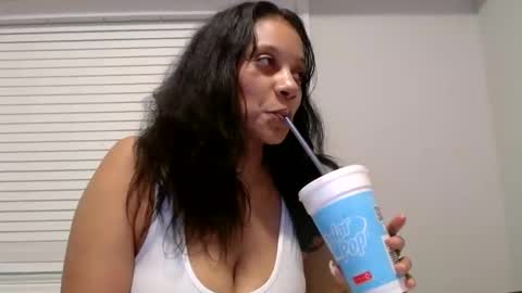 Snapshot of pinkmonae chatting on December 28, 2024, 11:59 pm pinksugar online show from December 28, 2024, 11:59 pm