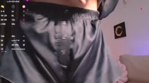 Snapshot of pinkperlita chatting on April 26, 2026, 10:24 am Perlita online show from April 26, 2026, 10:24 am