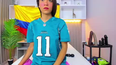 Pink  online show from June 27, 2026, 4:39 am