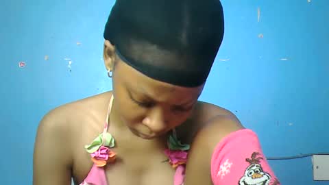 pinky_lov online show from November 19, 2025, 6:46 am