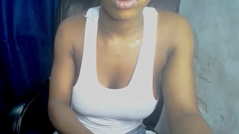 Snapshot of pinky_pussy68635 chatting on November 22, 2025, 8:08 pm Arena online show from November 22, 2025, 8:08 pm