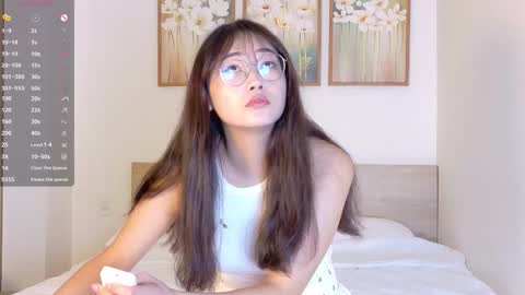 Polly online show from March 26, 2026, 9:04 am