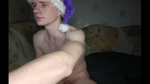 Snapshot of pinochetti chatting on January 1, 2025, 12:11 am Incubus online show from January 1, 2025, 12:11 am