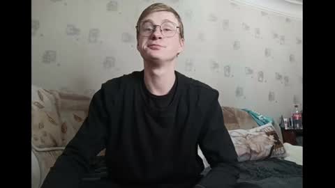 Snapshot of pinochetti chatting on January 2, 2025, 9:39 pm Incubus online show from January 2, 2025, 9:39 pm