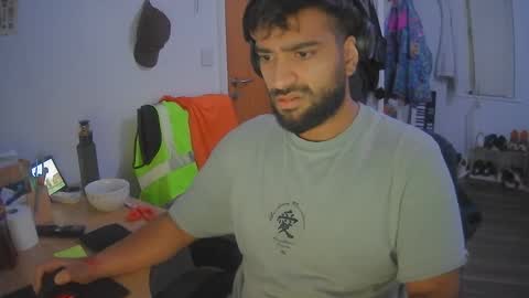 Snapshot of pinocicock chatting on December 3, 2024, 10:29 pm Yash online show from December 3, 2024, 10:29 pm