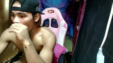 pinoy_fuckboy69 online show from February 6, 2026, 2:42 pm