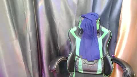 Snapshot of pinoy_fucker18 chatting on May 15, 2026, 2:51 am pinoy_fucker18 online show from May 15, 2026, 2:51 am