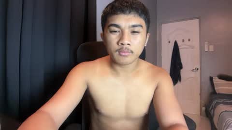 Snapshot of pinoyadriannexxx chatting on July 5, 2026, 11:28 am Adrianne online show from July 5, 2026, 11:28 am