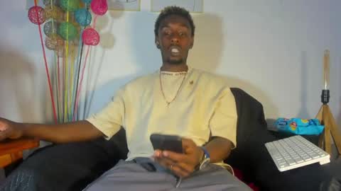 Snapshot of pipe_monstercock1 chatting on May 26, 2026, 7:32 pm P I P E - M O NS T E R C O C K online show from May 26, 2026, 7:32 pm