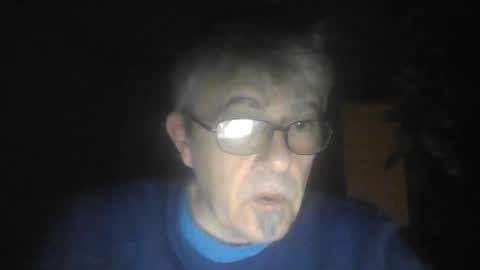 pipi2704 online show from December 19, 2024, 12:34 am