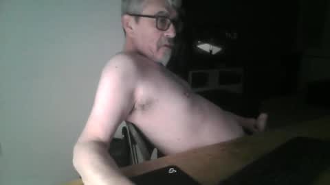 Snapshot of pipi2704 chatting on April 25, 2026, 9:56 pm pipi2704 online show from April 25, 2026, 9:56 pm