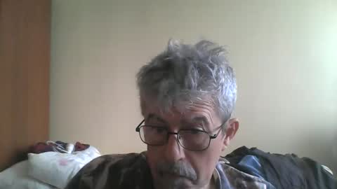 Snapshot of pipi2704 chatting on May 23, 2026, 8:29 am pipi2704 online show from May 23, 2026, 8:29 am