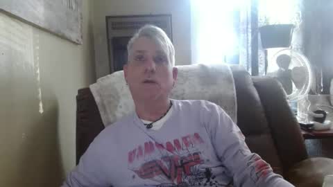 pirate334 online show from January 25, 2025, 8:42 pm