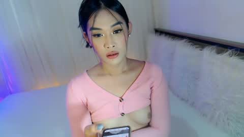 Snapshot of piroulita chatting on January 18, 2025, 10:28 am Ari online show from January 18, 2025, 10:28 am