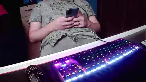 Snapshot of pisceslost chatting on September 15, 2025, 12:32 am pisceslost online show from September 15, 2025, 12:32 am