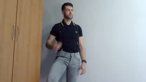 pitruki00 online show from February 12, 2026, 9:37 am