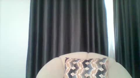 Majesty online show from November 23, 2025, 8:14 am