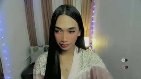 pixiedoll_ online show from January 12, 2026, 8:25 pm