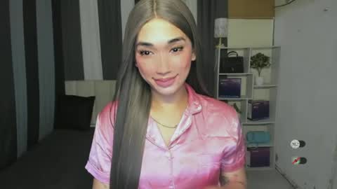 Snapshot of pixiedoll_ chatting on June 11, 2026, 5:44 pm pixiedoll_ online show from June 11, 2026, 5:44 pm