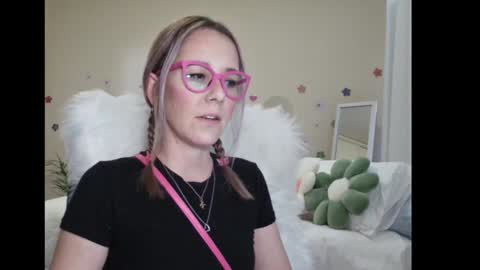 Lynn online show from January 22, 2025, 12:06 pm