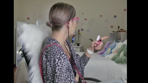 Lynn online show from January 24, 2025, 11:59 am