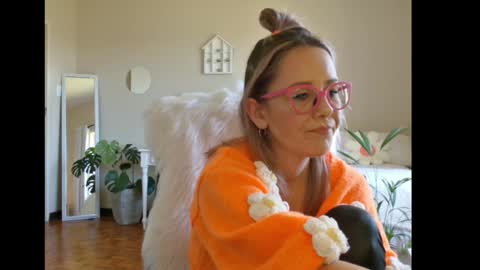 Lynn online show from February 3, 2025, 12:03 pm