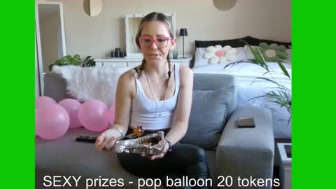 Lynn online show from February 14, 2025, 3:15 pm