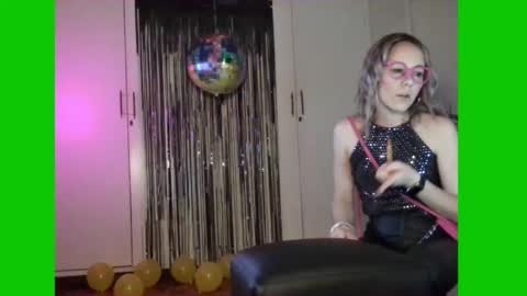 Lynn online show from February 18, 2025, 2:06 pm