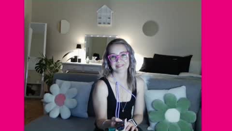 Lynn online show from February 28, 2025, 5:15 pm