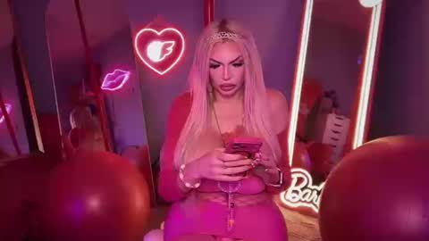 Snapshot of plasticfuckdoll chatting on October 19, 2025, 2:45 am Dumb bimbo fuck doll online show from October 19, 2025, 2:45 am