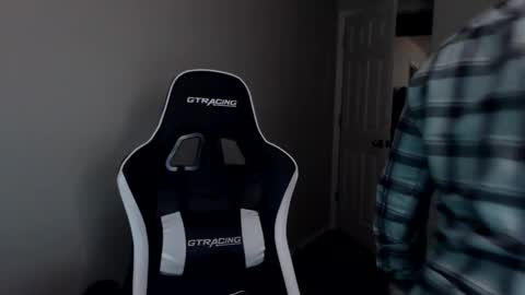 Player online show from November 12, 2025, 5:52 am