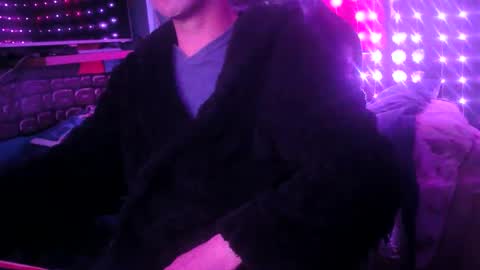 Leonardo online show from February 8, 2025, 10:51 pm