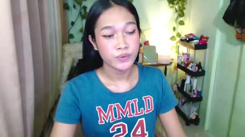 sie online show from February 23, 2025, 6:39 am