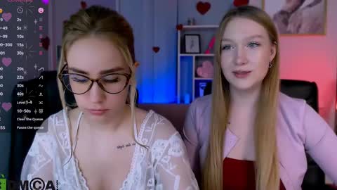 Snapshot of playful_sophie chatting on March 12, 2025, 8:31 pm Sophie online show from March 12, 2025, 8:31 pm