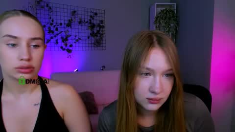 Snapshot of playful_sophie chatting on September 23, 2025, 7:39 pm Sophie online show from September 23, 2025, 7:39 pm