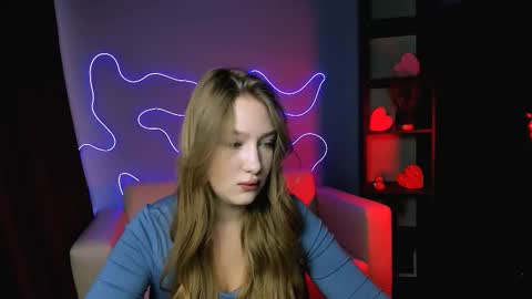 Snapshot of playful_sophie chatting on October 5, 2025, 9:40 am Sophie online show from October 5, 2025, 9:40 am