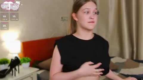 Snapshot of playfulmelly chatting on July 1, 2026, 2:29 pm Melly online show from July 1, 2026, 2:29 pm