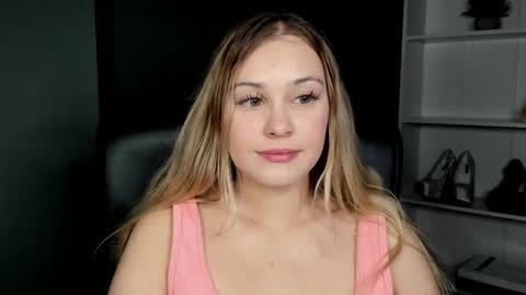 Snapshot of playgirl_valeria chatting on May 28, 2026, 8:50 pm Valeria online show from May 28, 2026, 8:50 pm